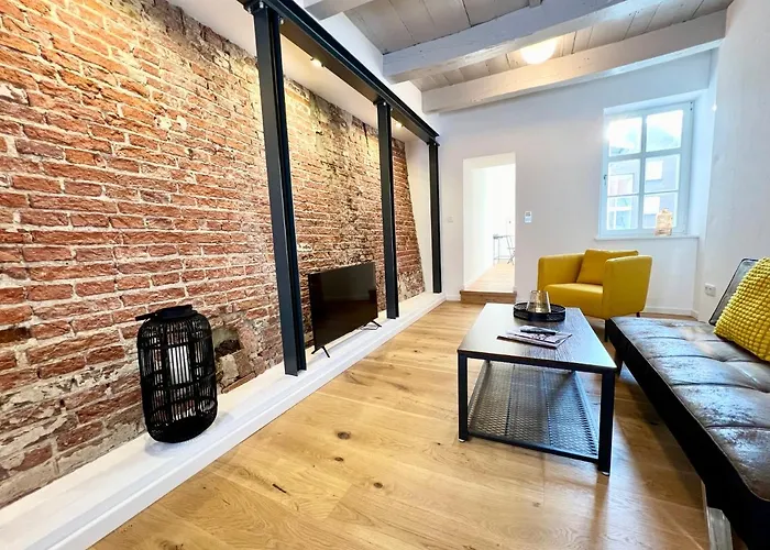 Historisches Kontorhaus, Zentral, 2Zi., Netflix!