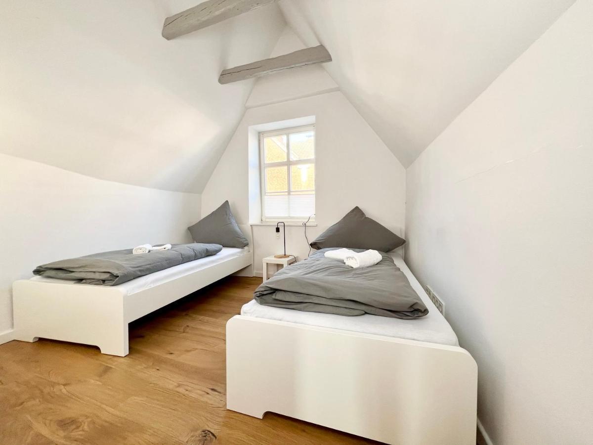 Historisches Kontorhaus, Zentral, 2zi., Netflix! Ferienhaus